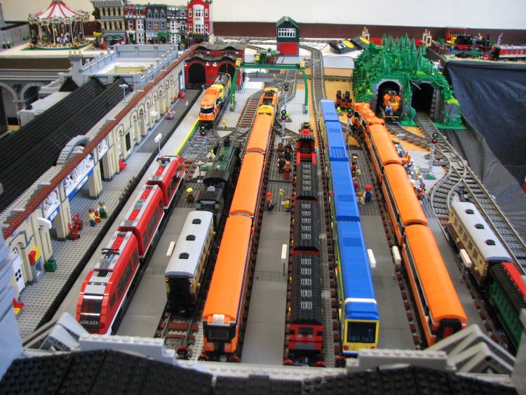 Peering over Heuston Station - Platforms at SDMRC exhibition 2011